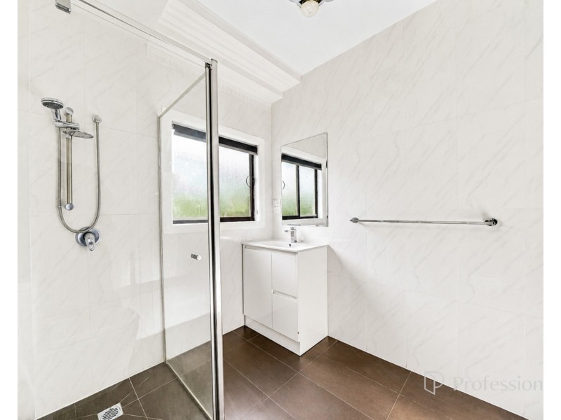 70 Rosamond Road, Maribyrnong VIC 3032