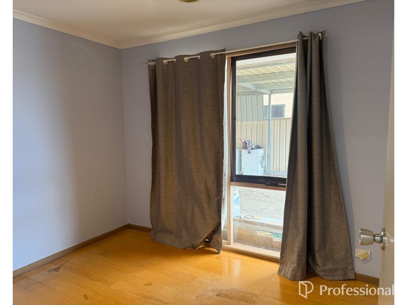 6 Fergus Ct, Sydenham VIC 3037