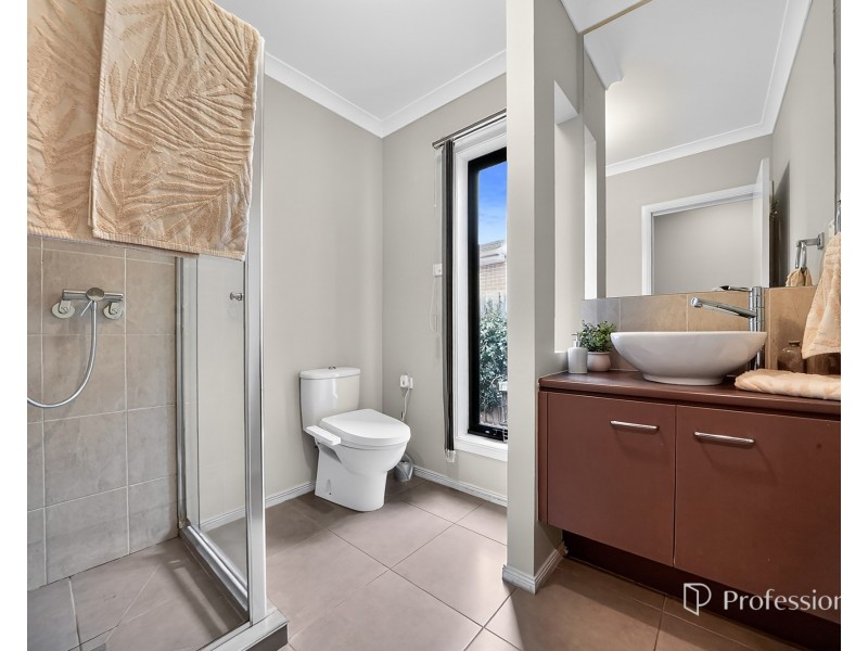 20 Morton Boulevard, Taylors Hill VIC 3037