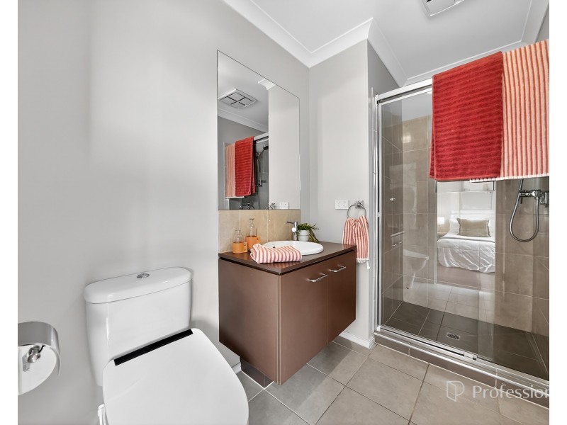 20 Morton Boulevard, Taylors Hill VIC 3037