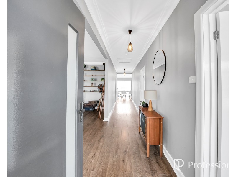 1/18 Mcarthur Avenue, St Albans VIC 3021