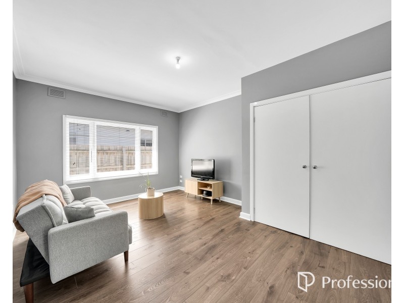1/18 Mcarthur Avenue, St Albans VIC 3021