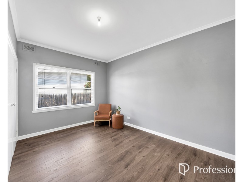 1/18 Mcarthur Avenue, St Albans VIC 3021