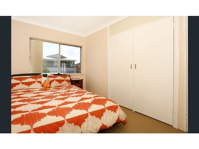 Unit 4/8 Nankeen Ave, Paradise Point QLD 4216