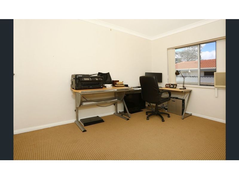 Unit 4/8 Nankeen Ave, Paradise Point QLD 4216