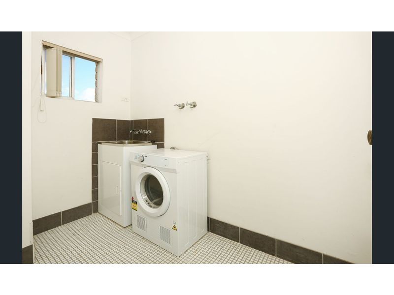 Unit 4/8 Nankeen Ave, Paradise Point QLD 4216