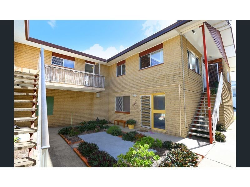 Unit 4/8 Nankeen Ave, Paradise Point QLD 4216