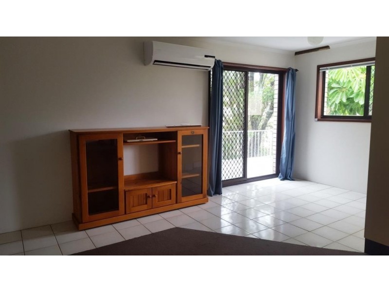 Unit 9/29 Ahern St, Labrador QLD 4215
