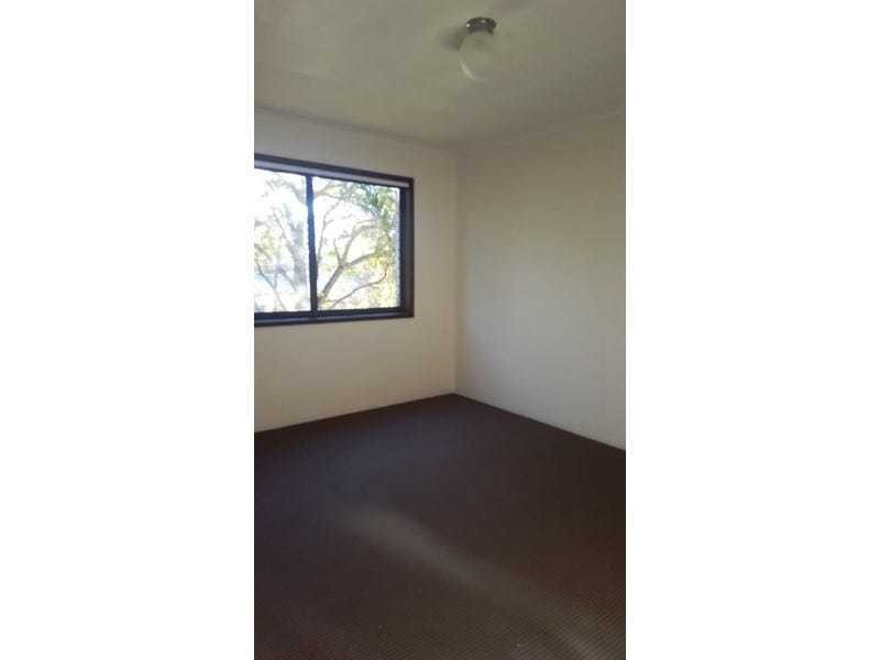 Unit 9/29 Ahern St, Labrador QLD 4215