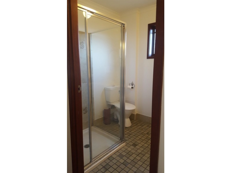 Unit 9/29 Ahern St, Labrador QLD 4215