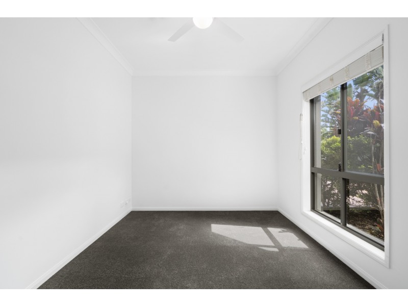 8 Cabriolet Ct, Upper Coomera QLD 4209