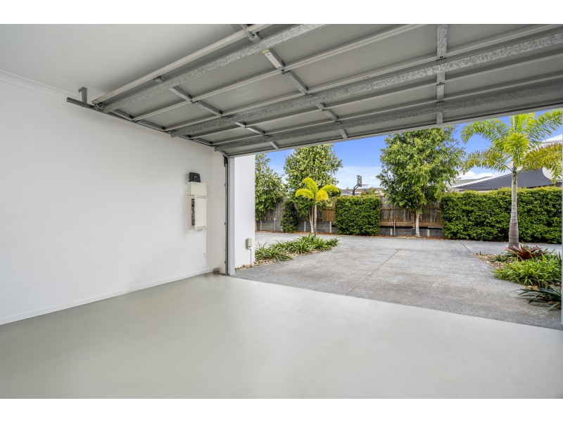 4/9 Bottle Brush Circuit, Coomera QLD 4209