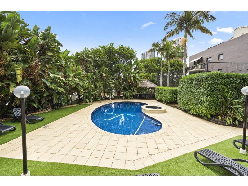 Unit 1B/3355 Surfers Paradise Bvd, Surfers Paradise QLD 4217