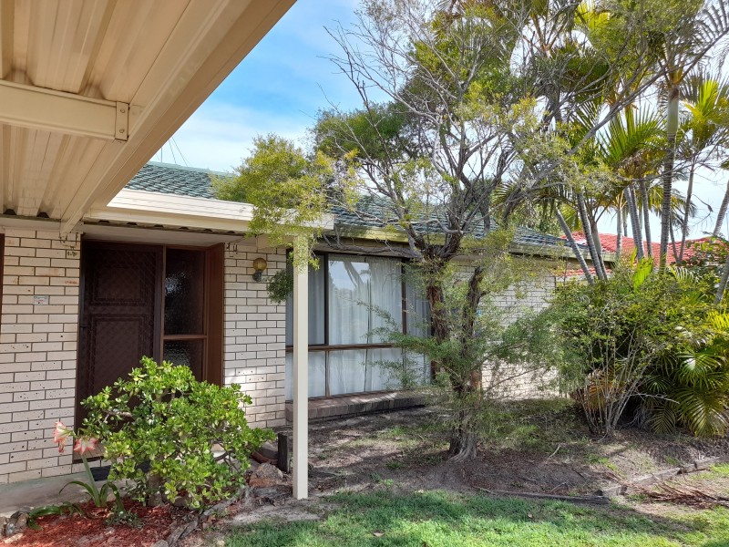 83 Oceanic Dr, Mermaid Waters QLD 4218