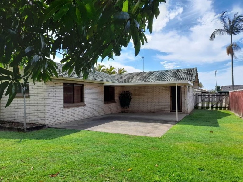 83 Oceanic Dr, Mermaid Waters QLD 4218