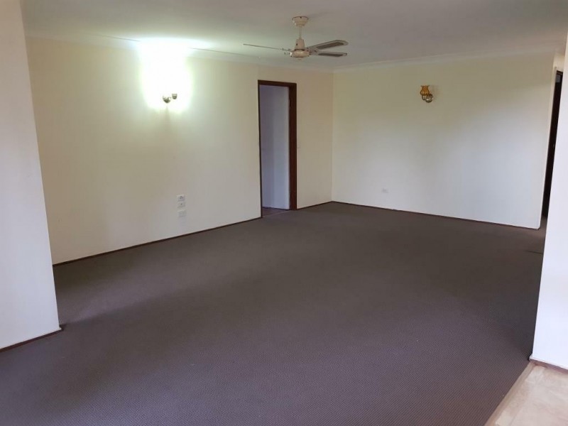 83 Oceanic Dr, Mermaid Waters QLD 4218