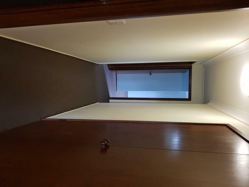 83 Oceanic Dr, Mermaid Waters QLD 4218