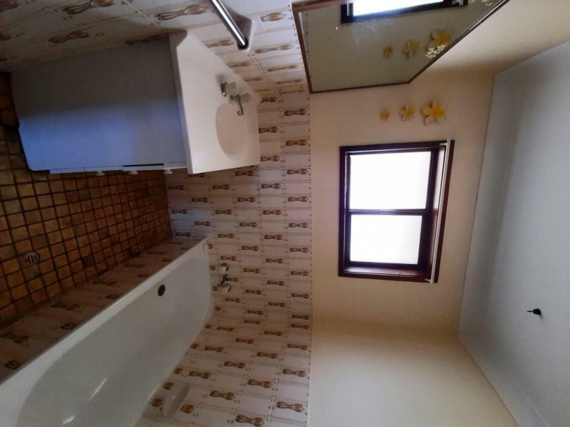 83 Oceanic Dr, Mermaid Waters QLD 4218