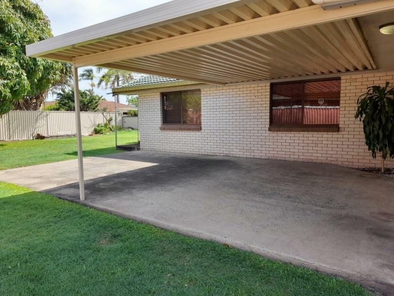 83 Oceanic Dr, Mermaid Waters QLD 4218