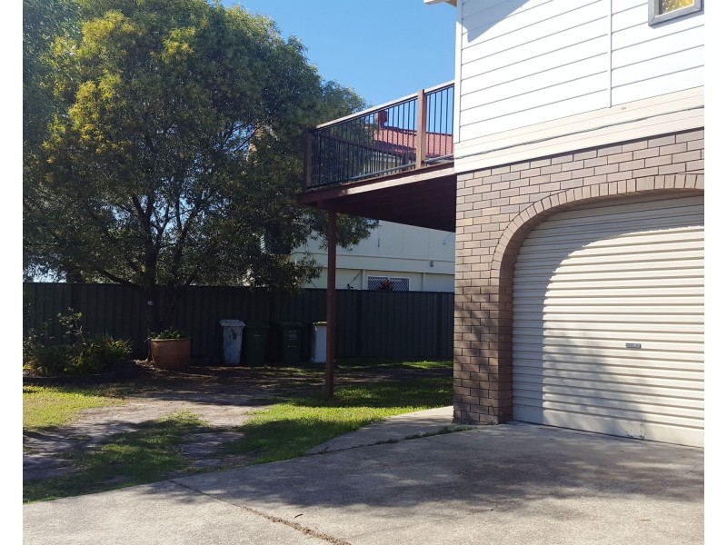 118 Falconer Street, Southport QLD 4215