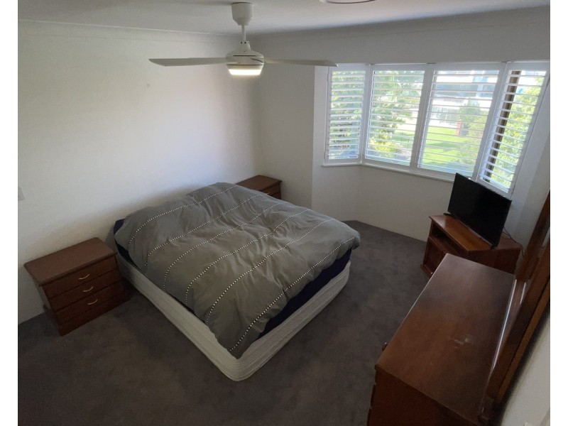 Unit 12/22-32 Commodore Dr, Surfers Paradise QLD 4217