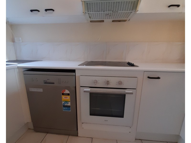 Unit 10/6 Lowood Ct, Varsity Lakes QLD 4227