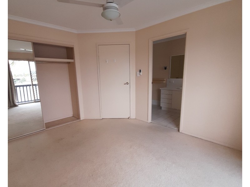 Unit 10/6 Lowood Ct, Varsity Lakes QLD 4227