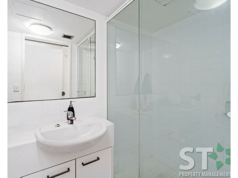 17B/3355 Surfers Paradise Boulevard, Surfers Paradise QLD 4217