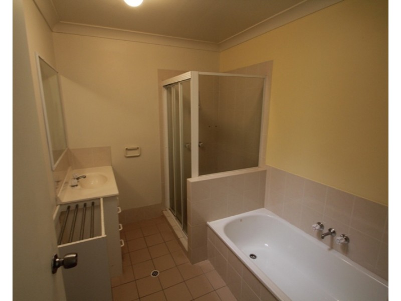 18/23 Thorngate Dr, Robina QLD 4226