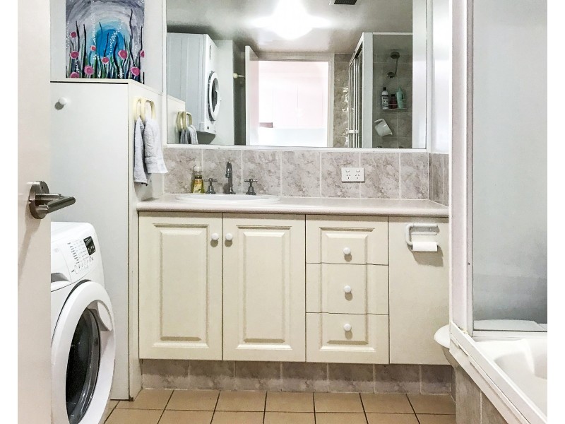 Unit 7/16 Djerral Ave, Burleigh Heads QLD 4220