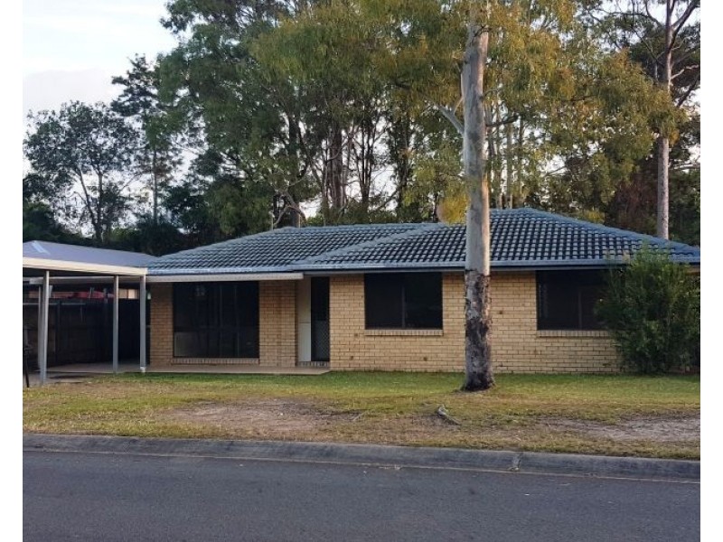 16 Levestam Court, Carrara QLD 4211