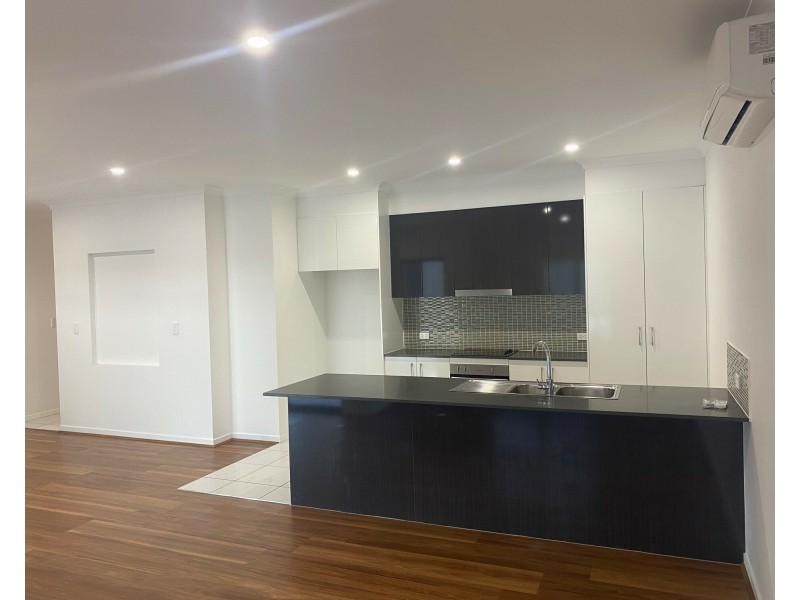Unit 8/291 Main Rd, Wellington Point QLD 4160