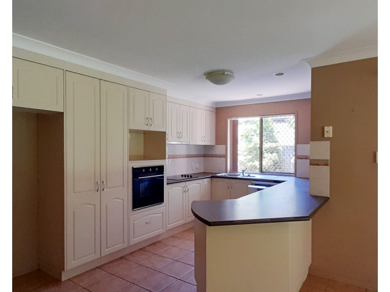 3 Oakridge Place, Molendinar QLD 4214