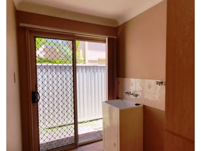 3 Oakridge Place, Molendinar QLD 4214