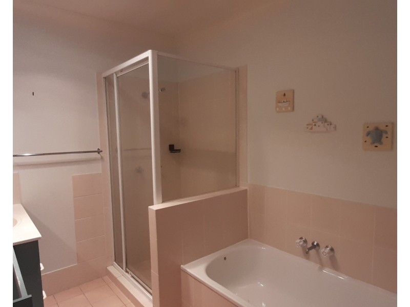 Unit 44/23 Thorngate Dr, Robina QLD 4226