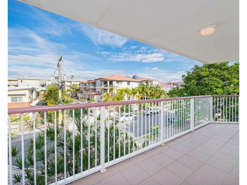 Unit 19/5-9 Lloyd St, Southport QLD 4215