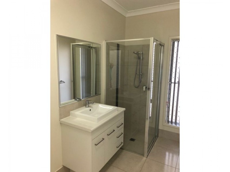 3/184 Thorneside Road, Thorneside QLD 4158