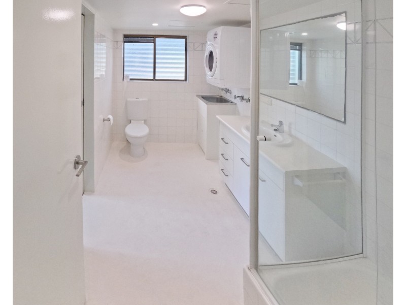 Unit 15/3355 Surfers Paradise Bvd, Surfers Paradise QLD 4217