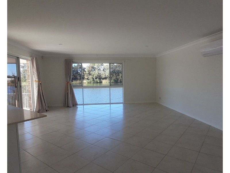 166 Port Jackson Bvd, Clear Island Waters QLD 4226