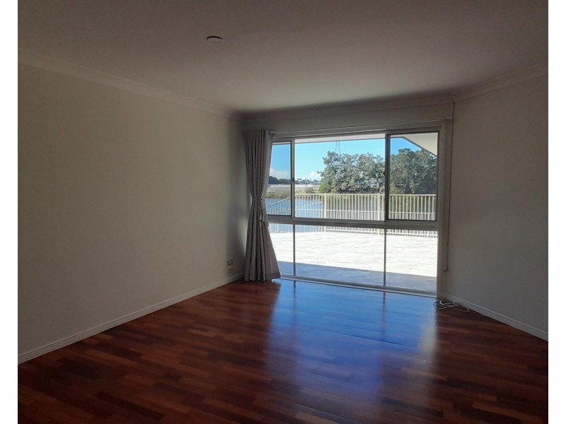 166 Port Jackson Bvd, Clear Island Waters QLD 4226