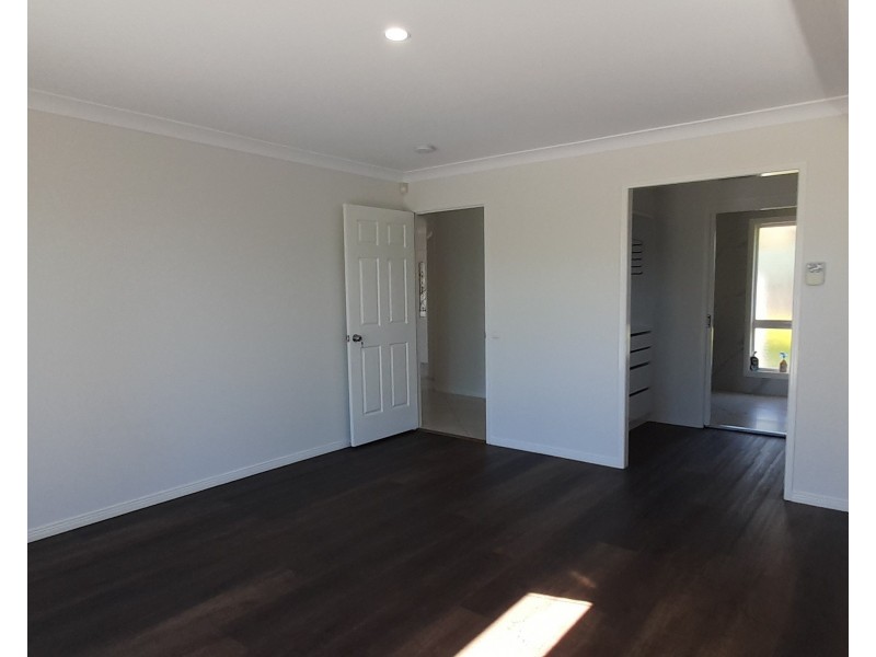 166 Port Jackson Bvd, Clear Island Waters QLD 4226