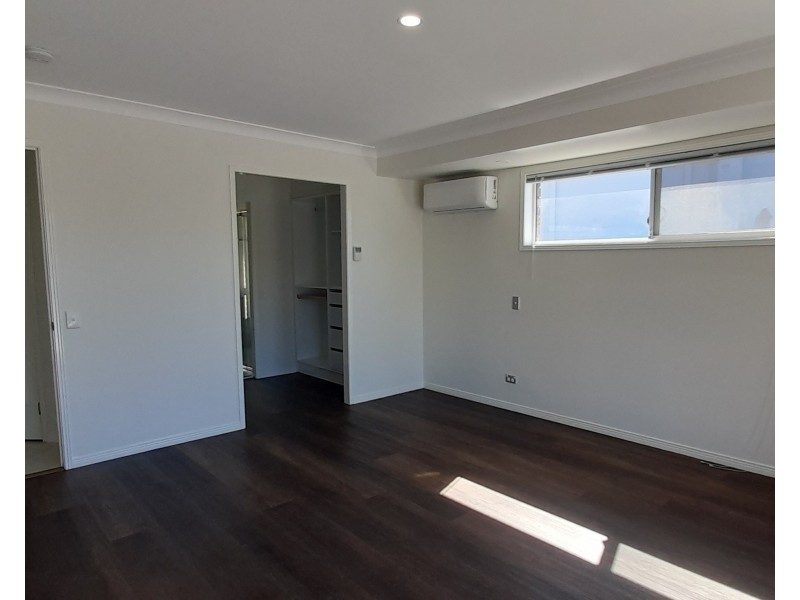 166 Port Jackson Bvd, Clear Island Waters QLD 4226