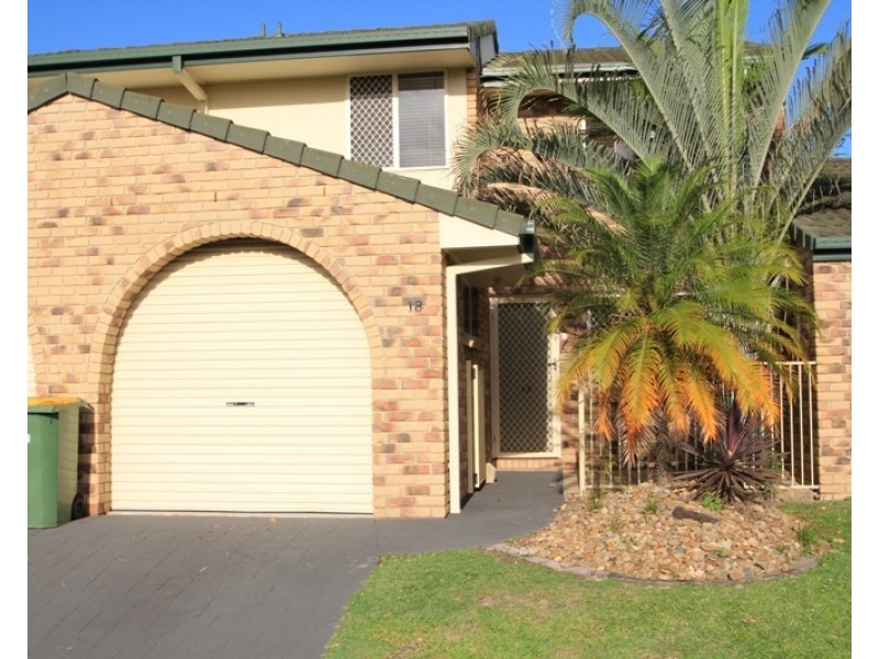 Unit 18/23 Thorngate Dr, Robina QLD 4226