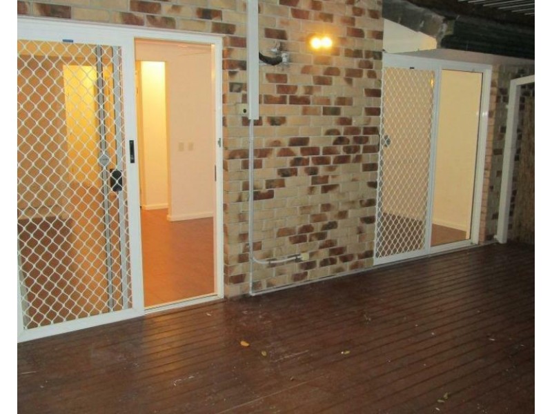 Unit 18/23 Thorngate Dr, Robina QLD 4226