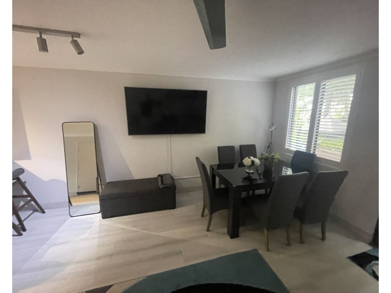 Unit 8/3355 Surfers Paradise Bvd, Surfers Paradise QLD 4217