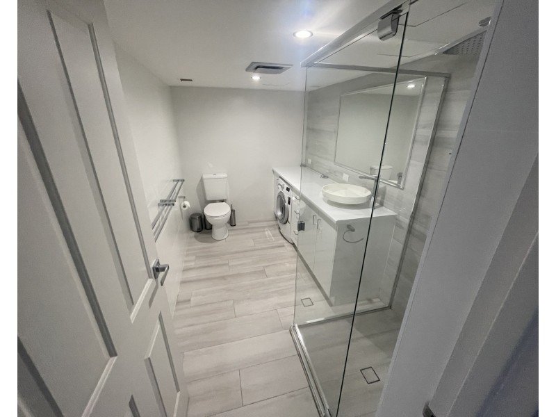 Unit 8/3355 Surfers Paradise Bvd, Surfers Paradise QLD 4217