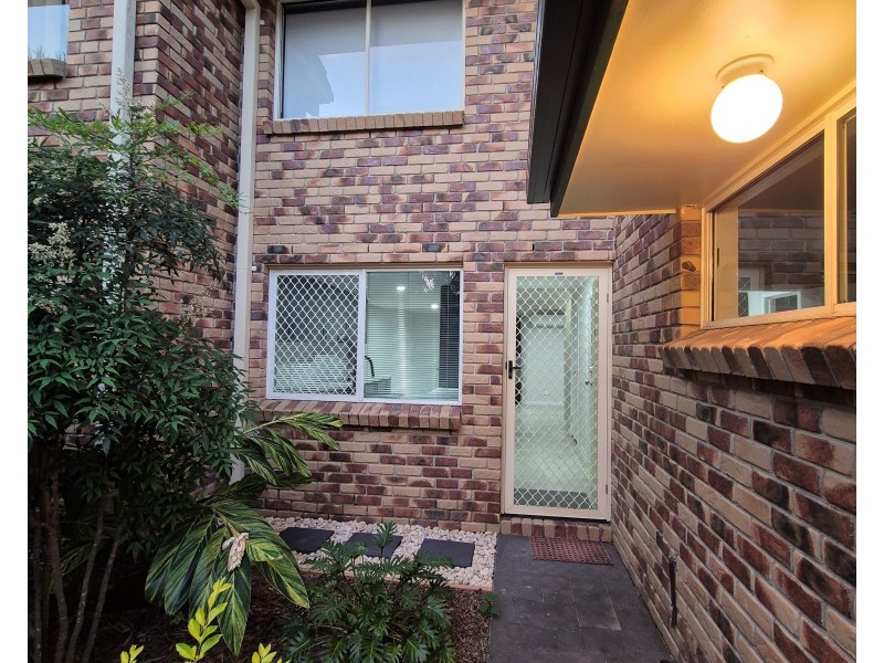 Unit 49/23 Thorngate Drive, Robina QLD 4226