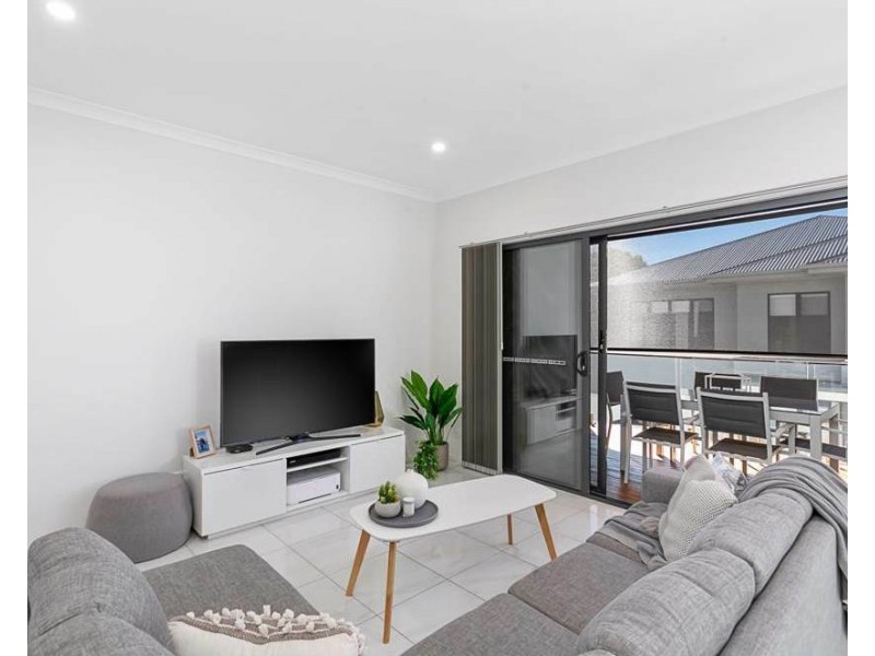 Unit 3/291 Main Rd, Wellington Point QLD 4160