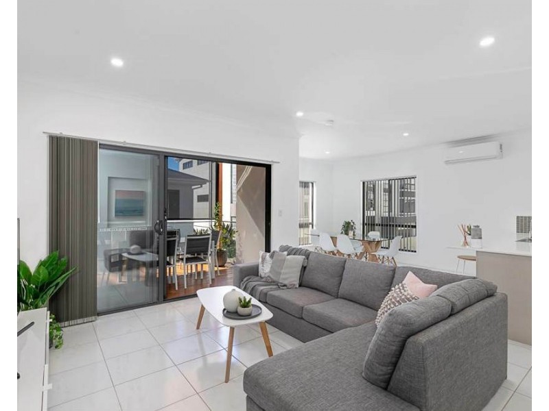 Unit 3/291 Main Rd, Wellington Point QLD 4160