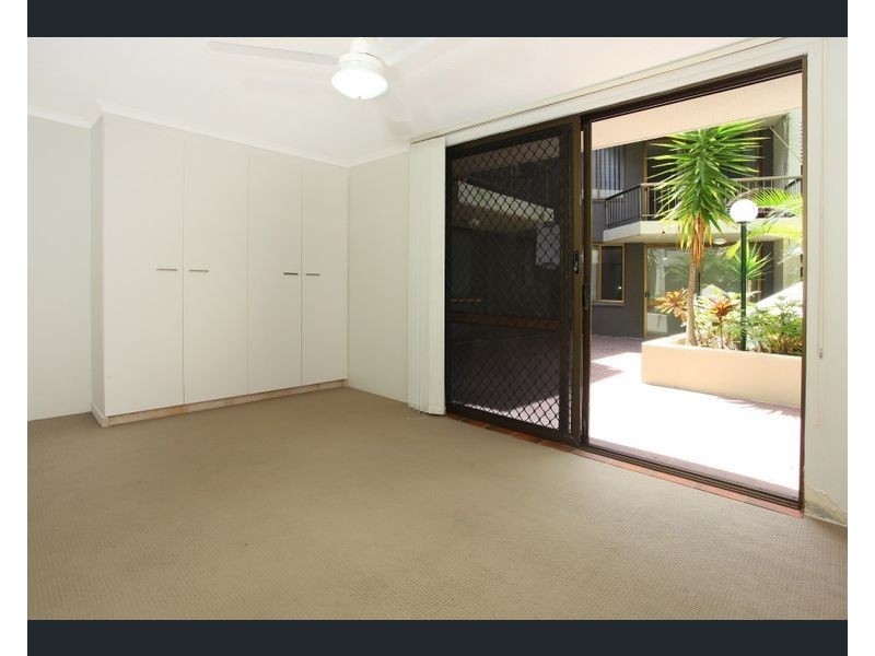 Unit 12/3355 Surfers Paradise Bvd, Surfers Paradise QLD 4217